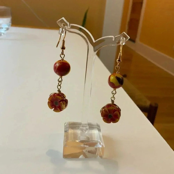 KVITKA CREATIONS Handmade Beaded Red Flower Earrings - Picture 10 of 13